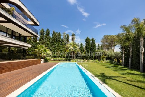 Casa in vendita a Barcelona, Spagna 6 camere da letto, 1275 mq. N° 160376 - foto 3