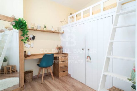 Talo myytävänä Molins de Rei, Barcelona, Espanja, 4 makuuhuonetta, 225 m2 No. 160378 - kuva 18