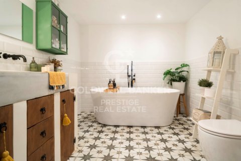 Talo myytävänä Molins de Rei, Barcelona, Espanja, 4 makuuhuonetta, 225 m2 No. 160378 - kuva 10