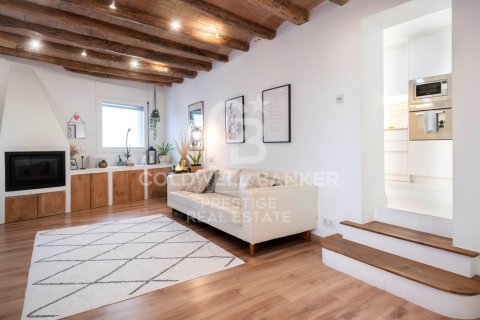 House à vendre à Molins de Rei, Barcelona, Espagne, 4 chambres, 225 m2 No. 160378 - photo 4