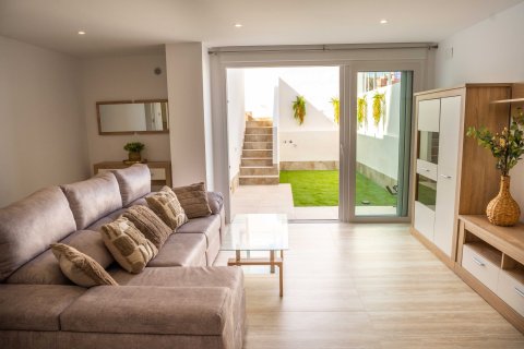 Villa for sale in Ciudad Quesada, Alicante, Spain 3 bedrooms, 189 sq.m. No. 195374 - photo 25