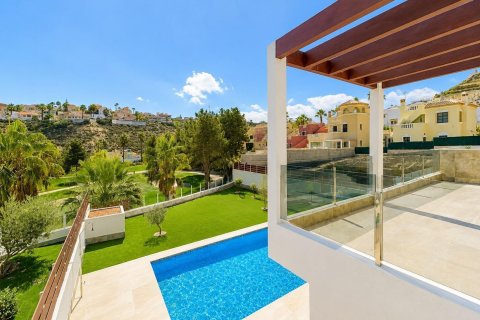 Villa for sale in Ciudad Quesada, Alicante, Spain 4 bedrooms, 260 sq.m. No. 195376 - photo 3