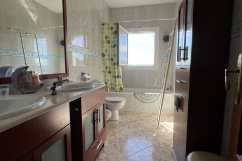 Hus till salu i Olivella, Barcelona, Spanien 5 sovrum, 200 kvm. Nr. 153987 - foto 11