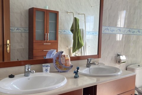 Hus till salu i Olivella, Barcelona, Spanien 5 sovrum, 200 kvm. Nr. 153987 - foto 12