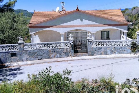 Casa a Olivella, Barcelona, Spagna 5 camere da letto, 200 mq. N° 153987