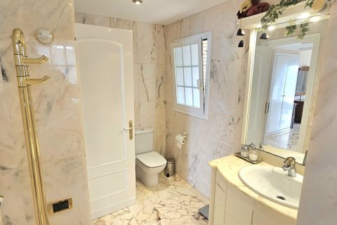 Сasa en venta en L'Ametlla de Mar, Tarragona, España 5 dormitorios, 485 m2 No. 153981 - foto 18