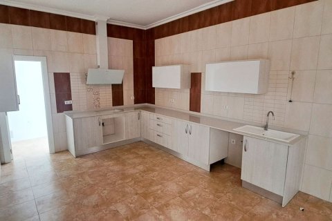 Finca en venta en Catral, Alicante, España 5 dormitorios, 306 m2 No. 149614 - foto 8