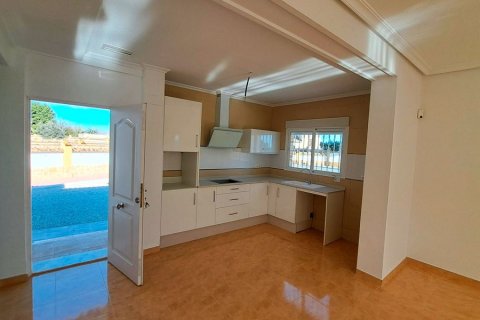 Finca till salu i Catral, Alicante, Spanien 3 sovrum, 140 kvm. Nr. 149613 - foto 6