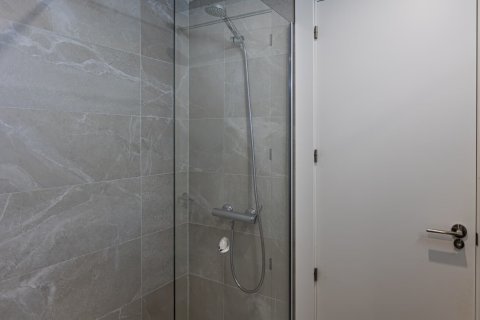 Kaupunkipientalo myytävänä Torrevieja, Alicante, Espanja, 3 makuuhuonetta, 140 m2 No. 149610 - kuva 15