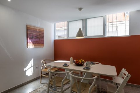 Kaupunkipientalo myytävänä Torrevieja, Alicante, Espanja, 3 makuuhuonetta, 140 m2 No. 149610 - kuva 4