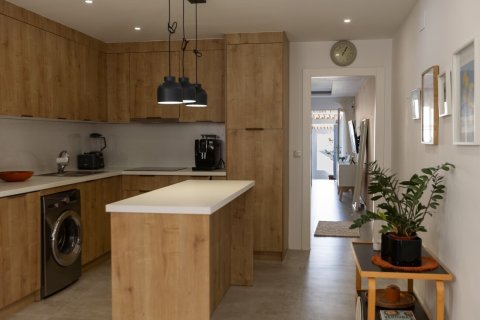 Kaupunkipientalo myytävänä Torrevieja, Alicante, Espanja, 3 makuuhuonetta, 140 m2 No. 149610 - kuva 7