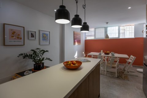 Kaupunkipientalo myytävänä Torrevieja, Alicante, Espanja, 3 makuuhuonetta, 140 m2 No. 149610 - kuva 8