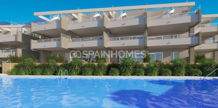Penthouse in Estepona, Malaga, Spain 2 bedrooms, 90 sq.m. No. 151509