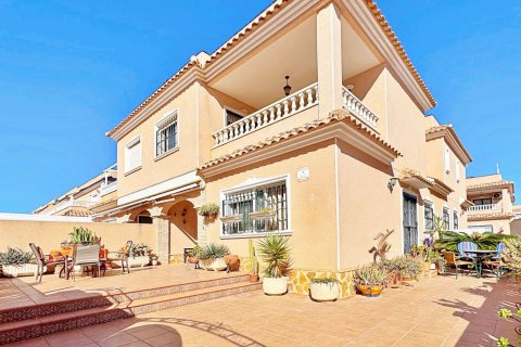 Duplex in vendita a Alicante, Spagna 3 camere da letto, 98 mq. N° 179619 - foto 2