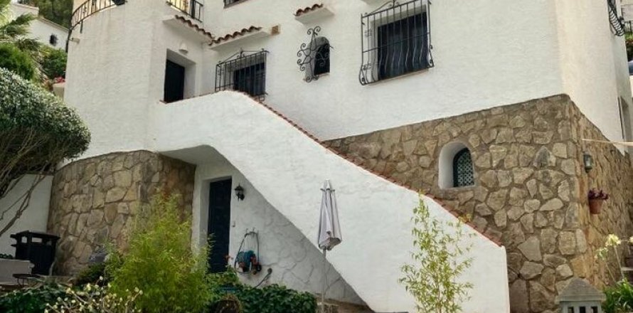 Huvila Calpe, Alicante, Espanja 4 makuuhuonetta, No. 179621