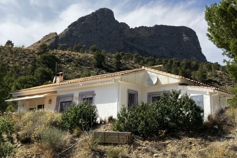 Villa for sale in Benidorm, Alicante, Spain 3 bedrooms,  No. 179622 - photo 2