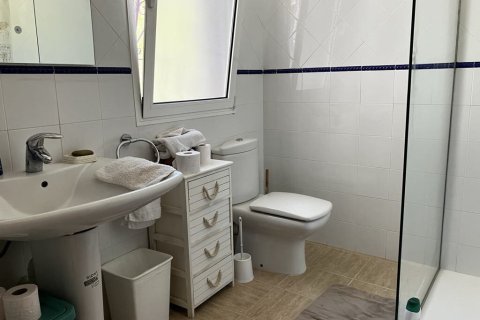 Villa for sale in Benidorm, Alicante, Spain 3 bedrooms,  No. 179622 - photo 13