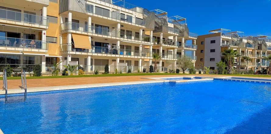 Apartment in La Zenia, Alicante, Spain 3 bedrooms, 139 sq.m. No. 179623