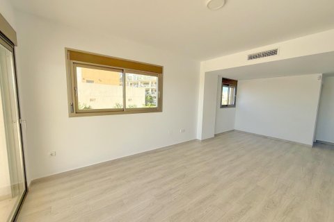 Apartment for sale in La Zenia, Alicante, Spain 3 bedrooms, 139 sq.m. No. 179623 - photo 9