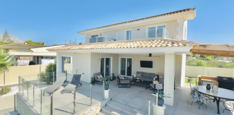 Huvila Albir, Alicante, Espanja 4 makuuhuonetta, 350 m2 No. 179620