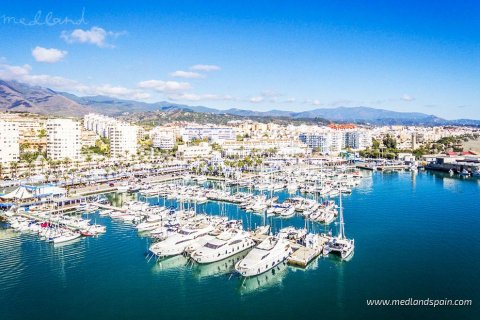 Dzīvoklis pārdošanā Estepona, Malaga, Spānijā 3 istabas, 139 m2 Nr. 108809 - attēls 15