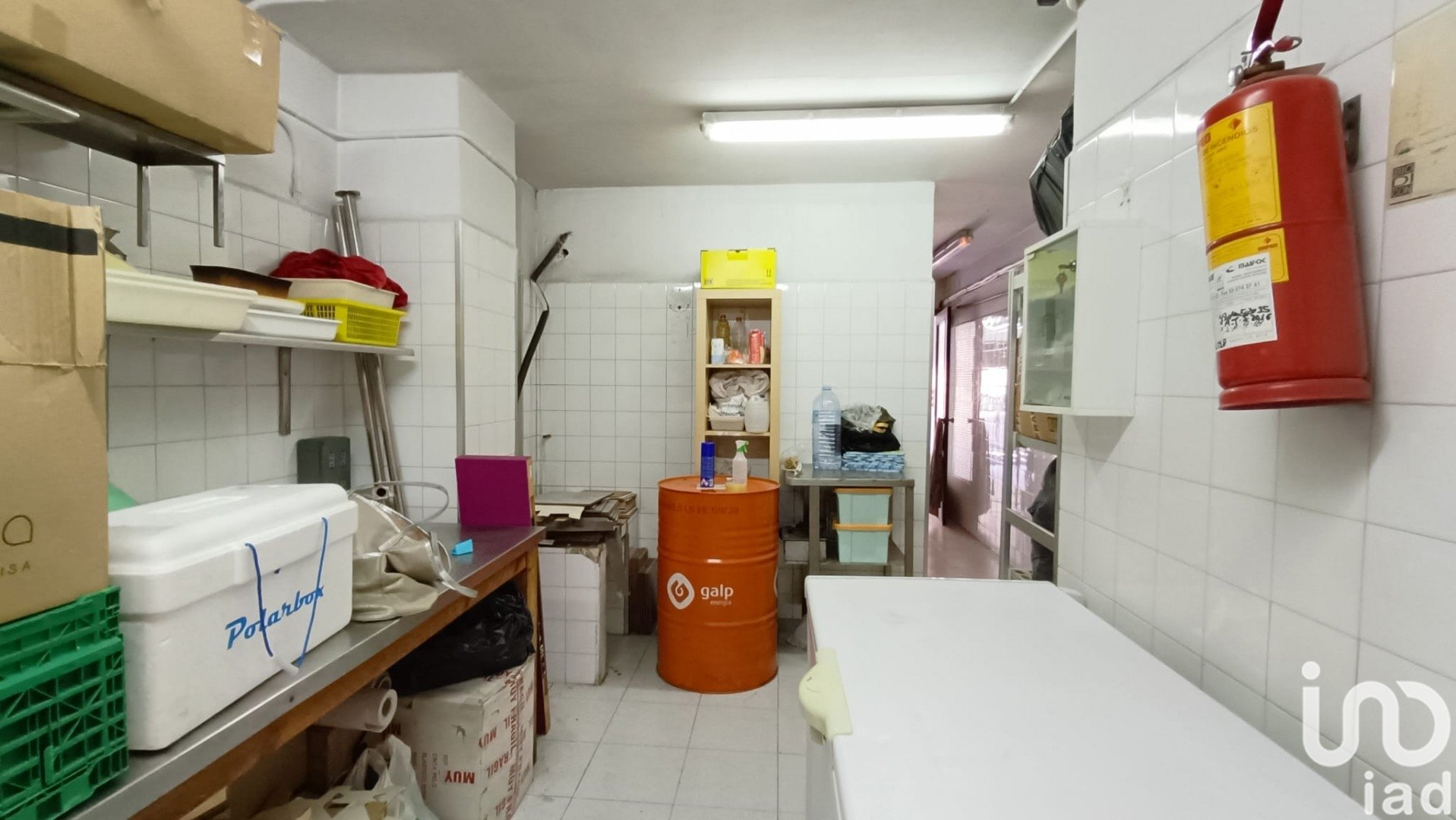 Proprietà commerciale a Les Roquetes, Barcelona, Spagna 56 mq. N° 185614