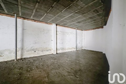 Commercial property for sale in Vilanova de Arousa, Pontevedra, Spain 218 sq.m. No. 185618 - photo 22