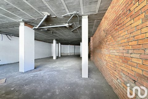 Commercial property for sale in Vilanova de Arousa, Pontevedra, Spain 218 sq.m. No. 185618 - photo 18