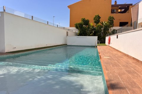 Villa en venta en Pilar de la Horadada, Alicante, España 3 dormitorios, 89 m2 No. 137724 - foto 5