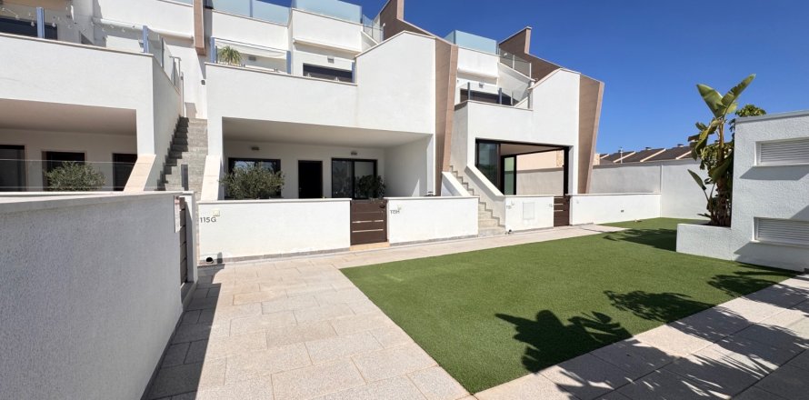 Villa en Pilar de la Horadada, Alicante, España 3 dormitorios, 89 m2 No. 137724