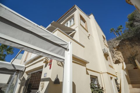 Villa zum Verkauf Alicante, Spanien 4 Schlafzimmer,  Nr. 137718 - Foto 3