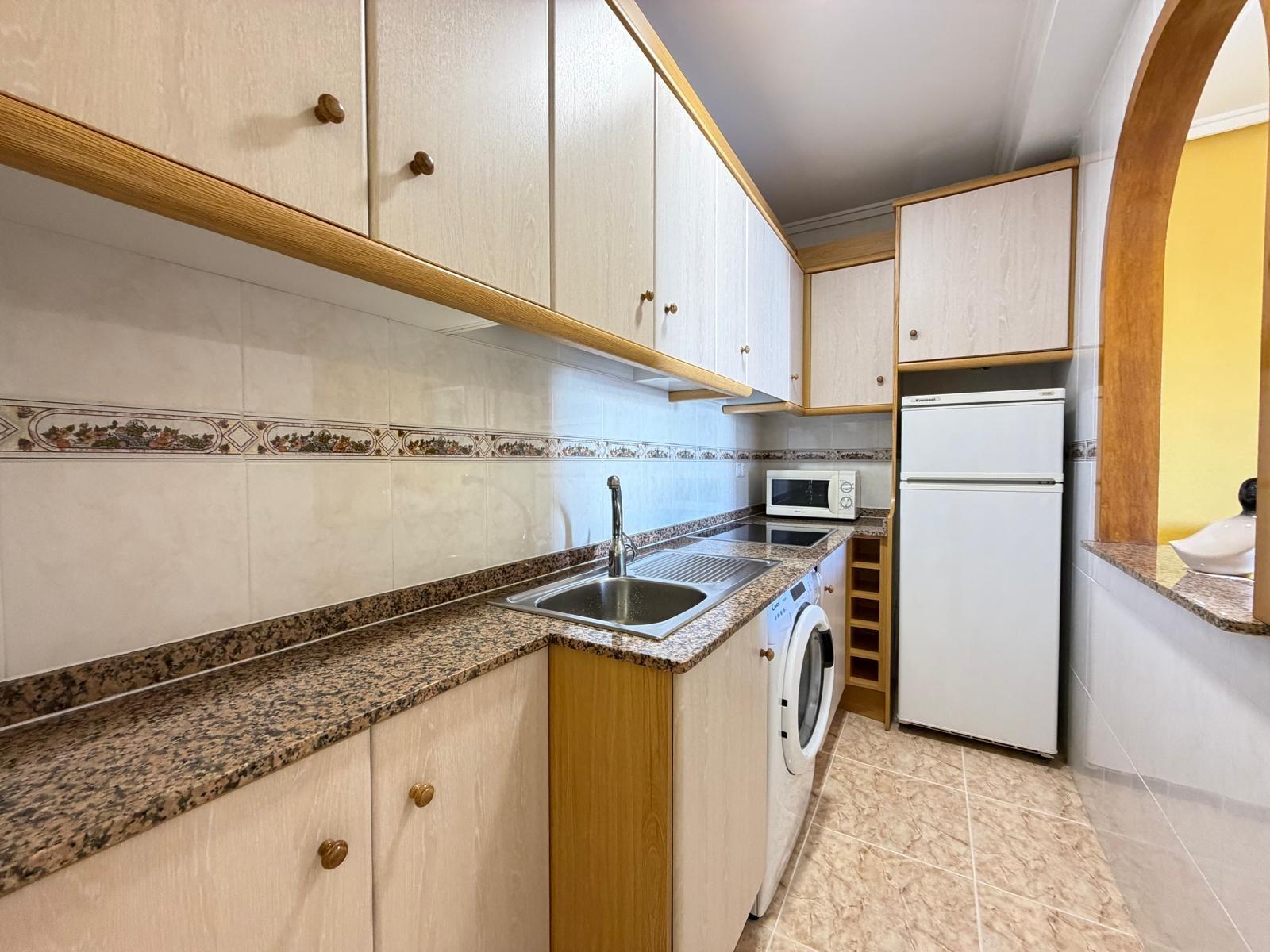 Kattohuoneisto Torrevieja, Alicante, Espanja 2 makuuhuonetta, 72 m2 No. 165889