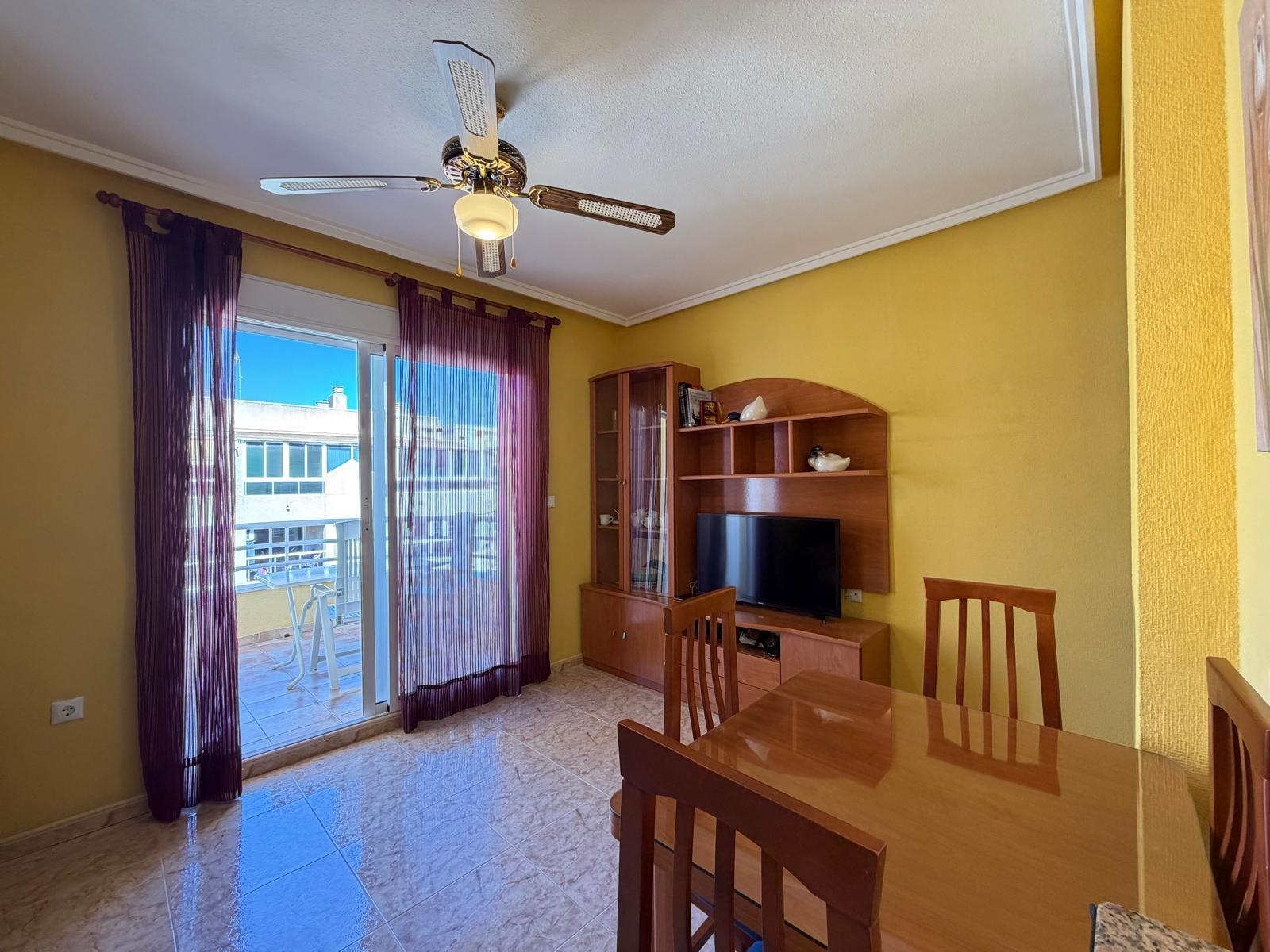 Kattohuoneisto Torrevieja, Alicante, Espanja 2 makuuhuonetta, 72 m2 No. 165889