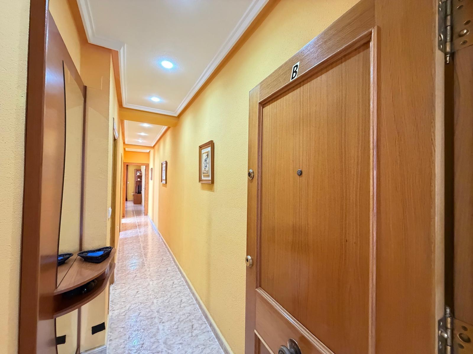 Kattohuoneisto Torrevieja, Alicante, Espanja 2 makuuhuonetta, 72 m2 No. 165889