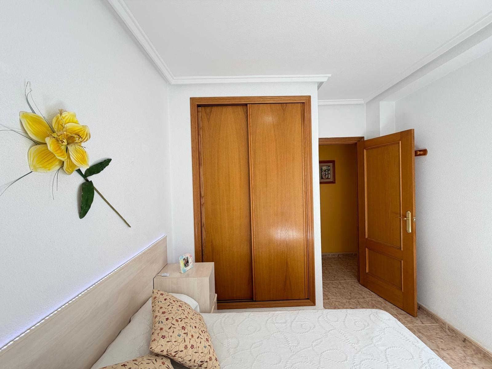 Kattohuoneisto Torrevieja, Alicante, Espanja 2 makuuhuonetta, 72 m2 No. 165889