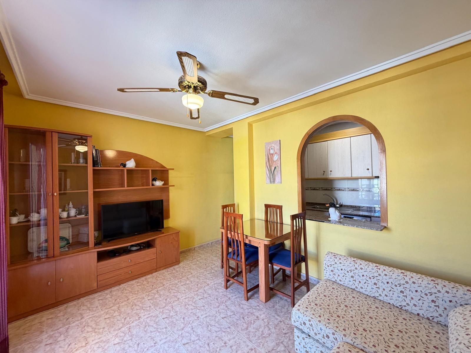 Kattohuoneisto Torrevieja, Alicante, Espanja 2 makuuhuonetta, 72 m2 No. 165889
