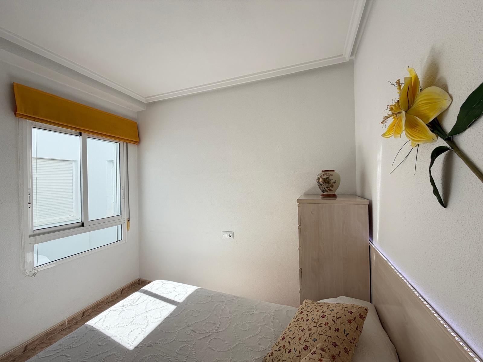 Kattohuoneisto Torrevieja, Alicante, Espanja 2 makuuhuonetta, 72 m2 No. 165889