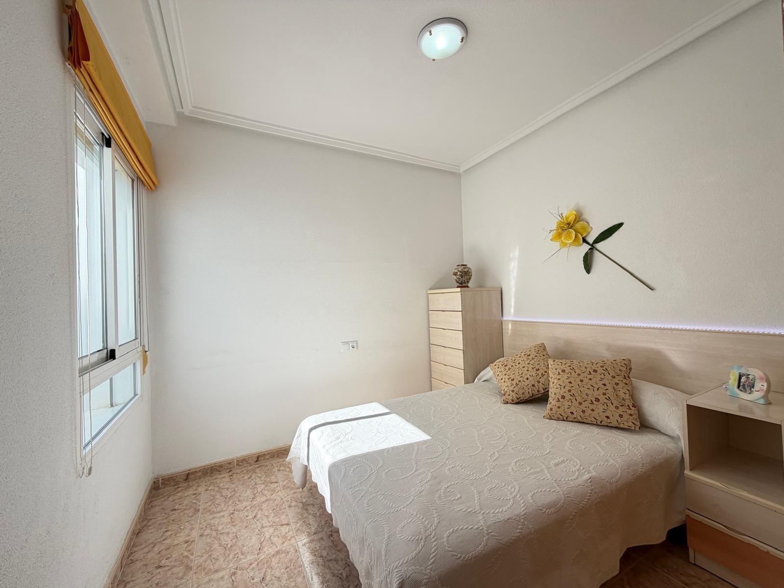 Kattohuoneisto Torrevieja, Alicante, Espanja 2 makuuhuonetta, 72 m2 No. 165889