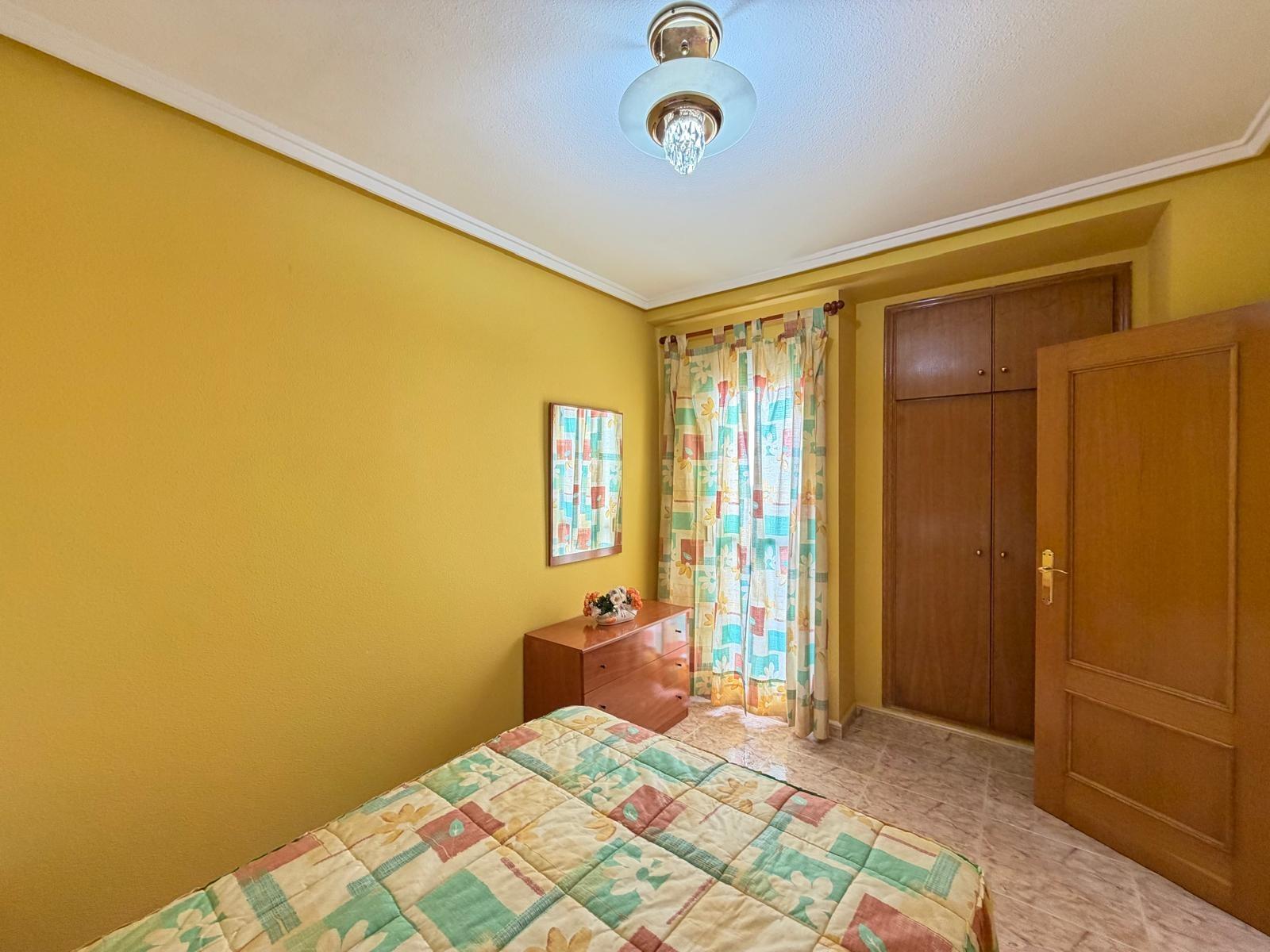 Kattohuoneisto Torrevieja, Alicante, Espanja 2 makuuhuonetta, 72 m2 No. 165889