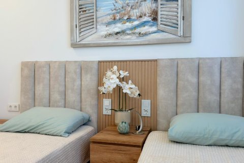 Bungalow w Finestrat, Alicante, Hiszpania 2 sypialnie, 122 mkw. nr 165885 – zdjęcie 28