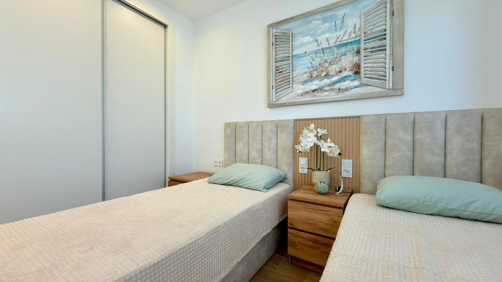 Bungalow i Finestrat, Alicante, Spanien 2 sovrum, 122 kvm. Nr. 165885