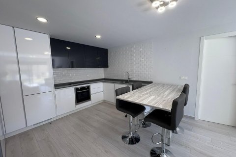 Apartment à vendre à Villamartin, Alicante, Espagne, 2 chambres, 84 m2 No. 165888 - photo 9