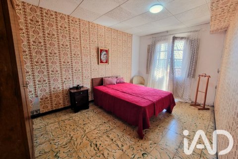 Hus till salu i El Pinell de Brai, Tarragona, Spanien 3 sovrum, 246 kvm. Nr. 194417 - foto 16