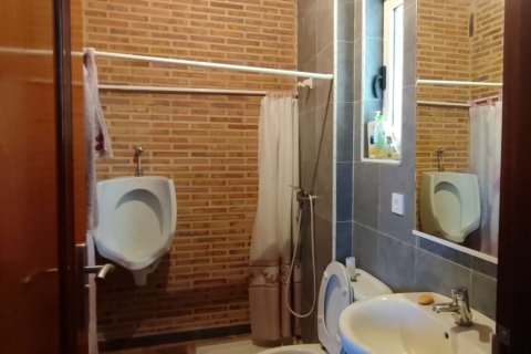 Hus till salu i Leon, Spanien 2 sovrum, 319 kvm. Nr. 194419 - foto 7
