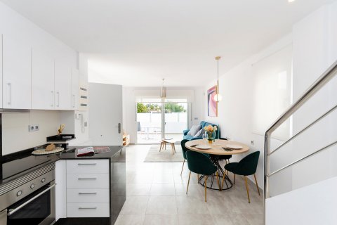 Townhouse zum Verkauf Torrevieja, Alicante, Spanien 3 Schlafzimmer, 114 m2 Nr. 110857 - Foto 17