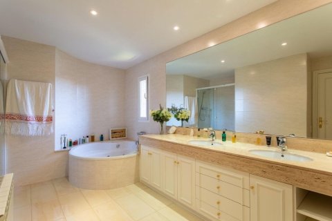 Talo myytävänä Sant Andreu de Llavaneres, Barcelona, Espanja, 7 makuuhuonetta, 784 m2 No. 160777 - kuva 29