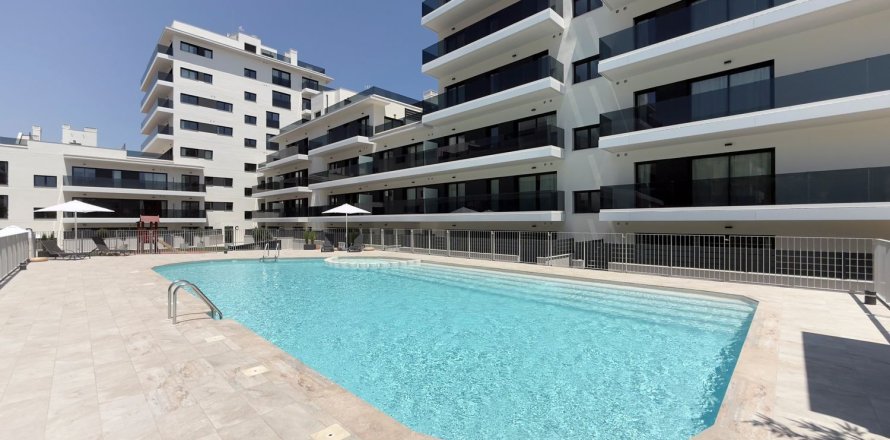 Lägenhet i Sant Boi de Llobregat, Barcelona, Spanien 3 sovrum, 90 kvm. Nr. 160779