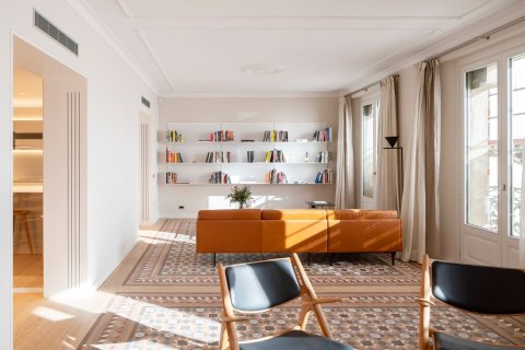 Lägenhet till salu i Barcelona, Spanien 3 sovrum, 187 kvm. Nr. 160776 - foto 10