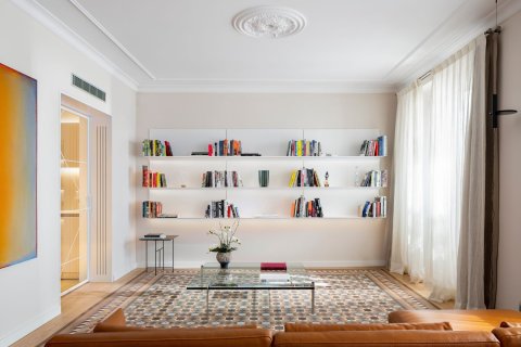 Wohnung in Barcelona, Spanien 3 Schlafzimmer, 187 m2 Nr. 160776