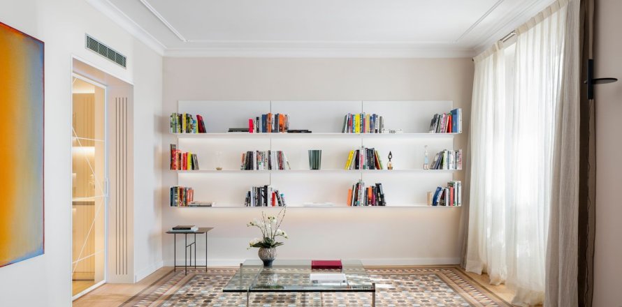 Lägenhet i Barcelona, Spanien 3 sovrum, 187 kvm. Nr. 160776